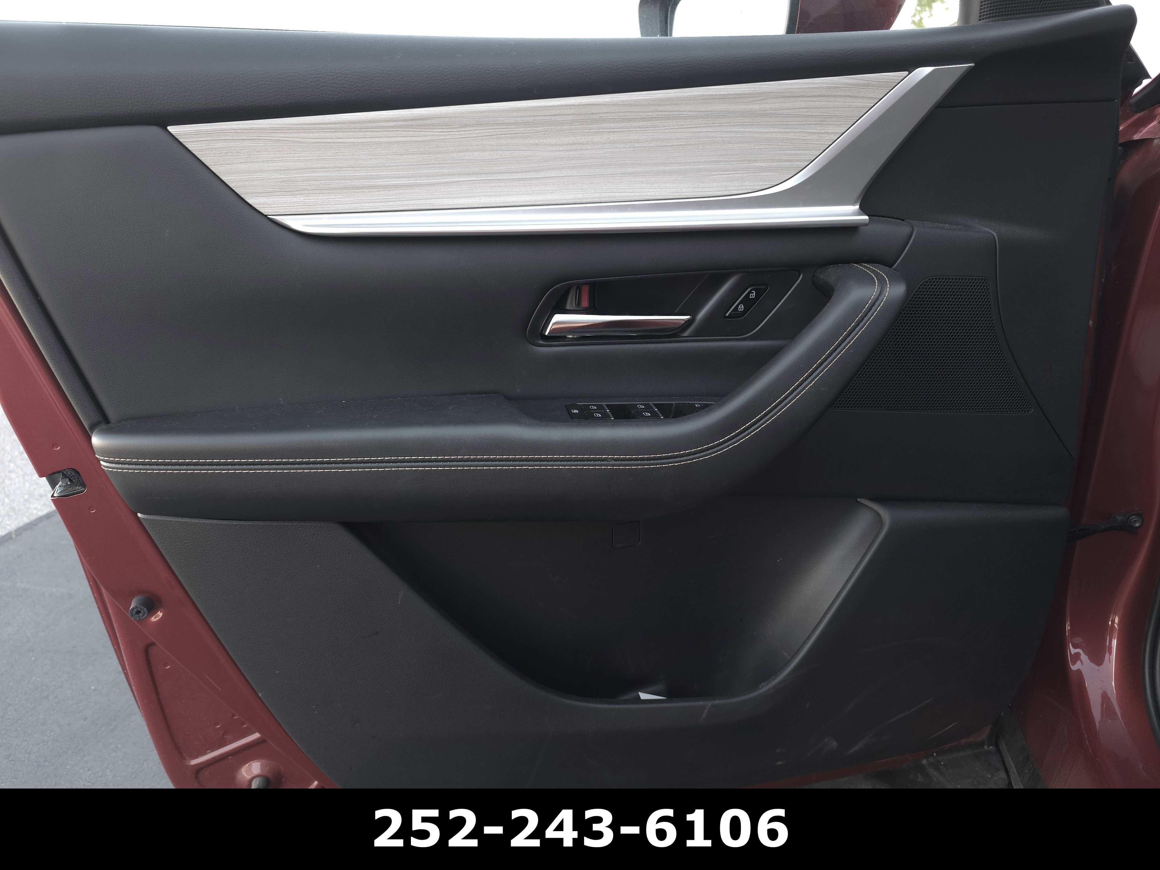 Used 2024 MAZDA CX-90 Plug-In Hybrid w/ Preferred image 18