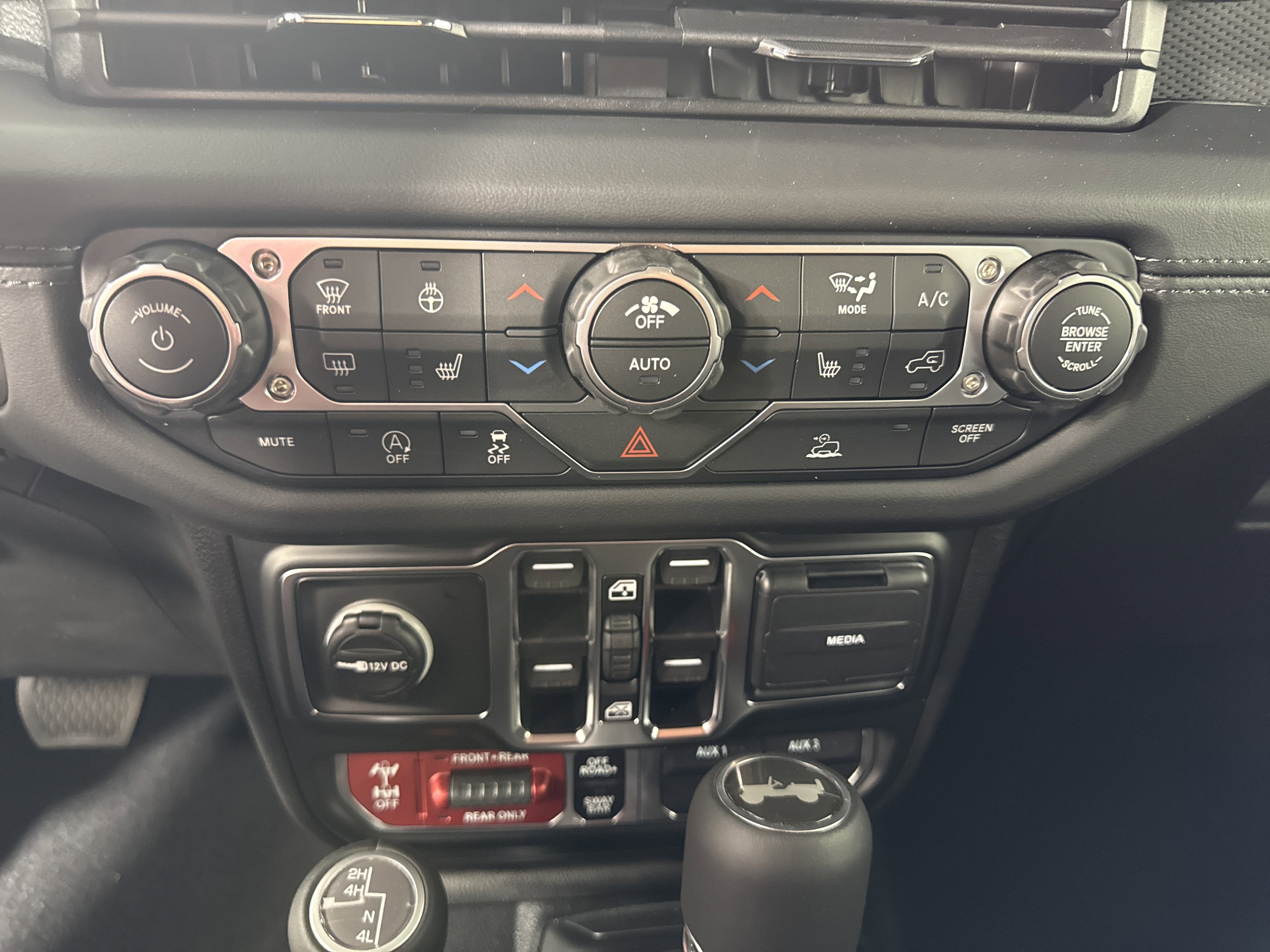 New 2026 Jeep Wrangler Unlimited Rubicon image 23