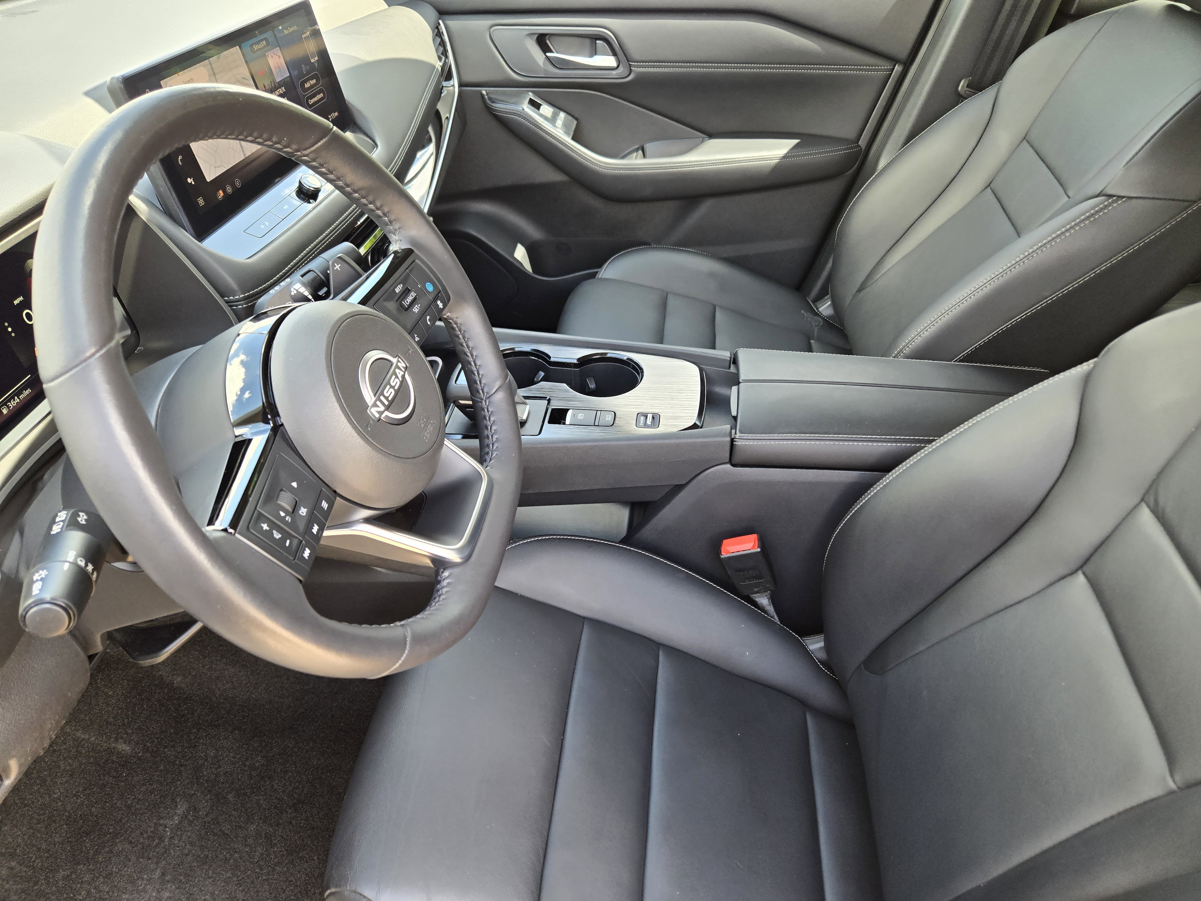 Used 2024 Nissan Rogue SL image 13