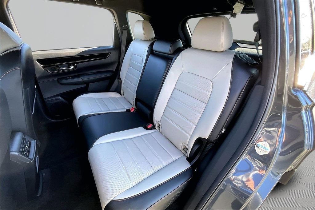 Used 2024 Honda CR-V Sport Touring image 18