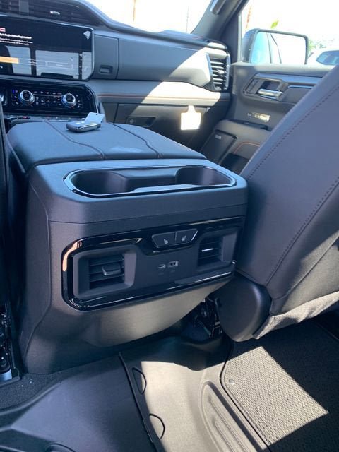New 2026 GMC Sierra 1500 AT4 w/ Technology Package AWD/4WD image 15