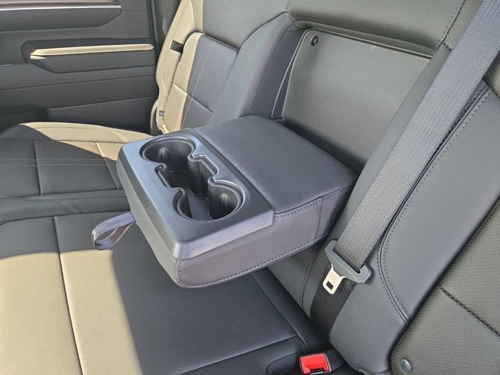 Certified 2025 Chevrolet Silverado 2500 High Country w/ High Country Premium Package AWD/4WD image 13
