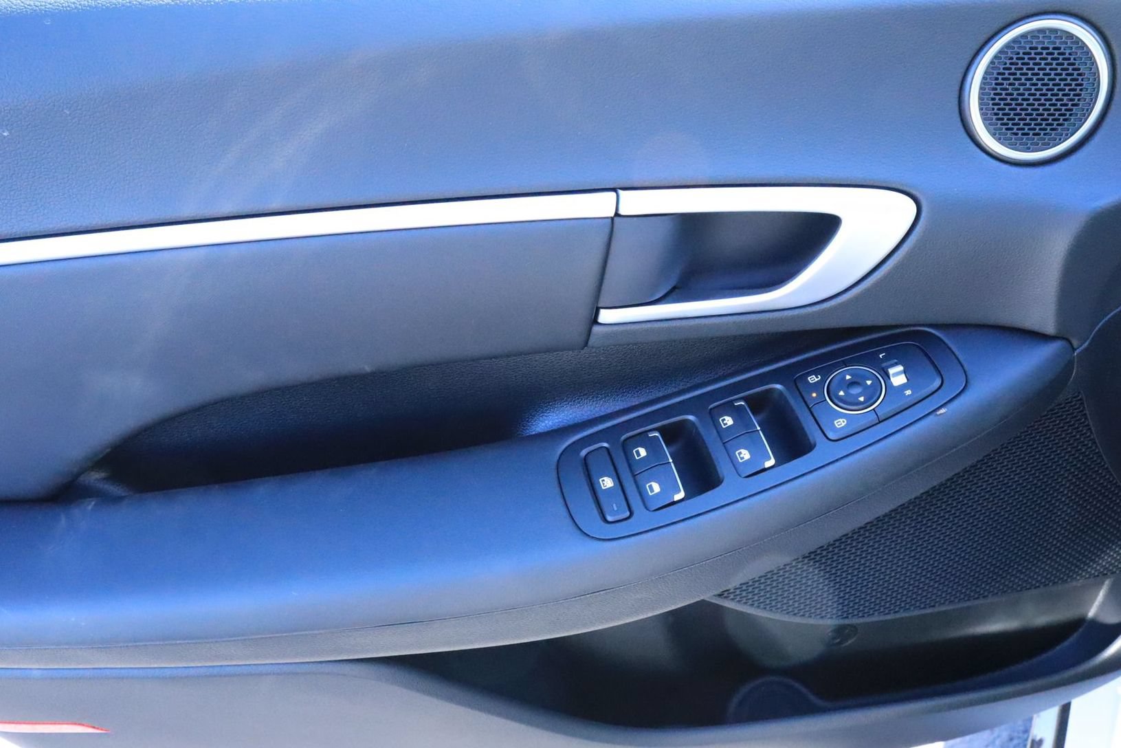 New 2026 Hyundai Sonata SEL FWD image 19