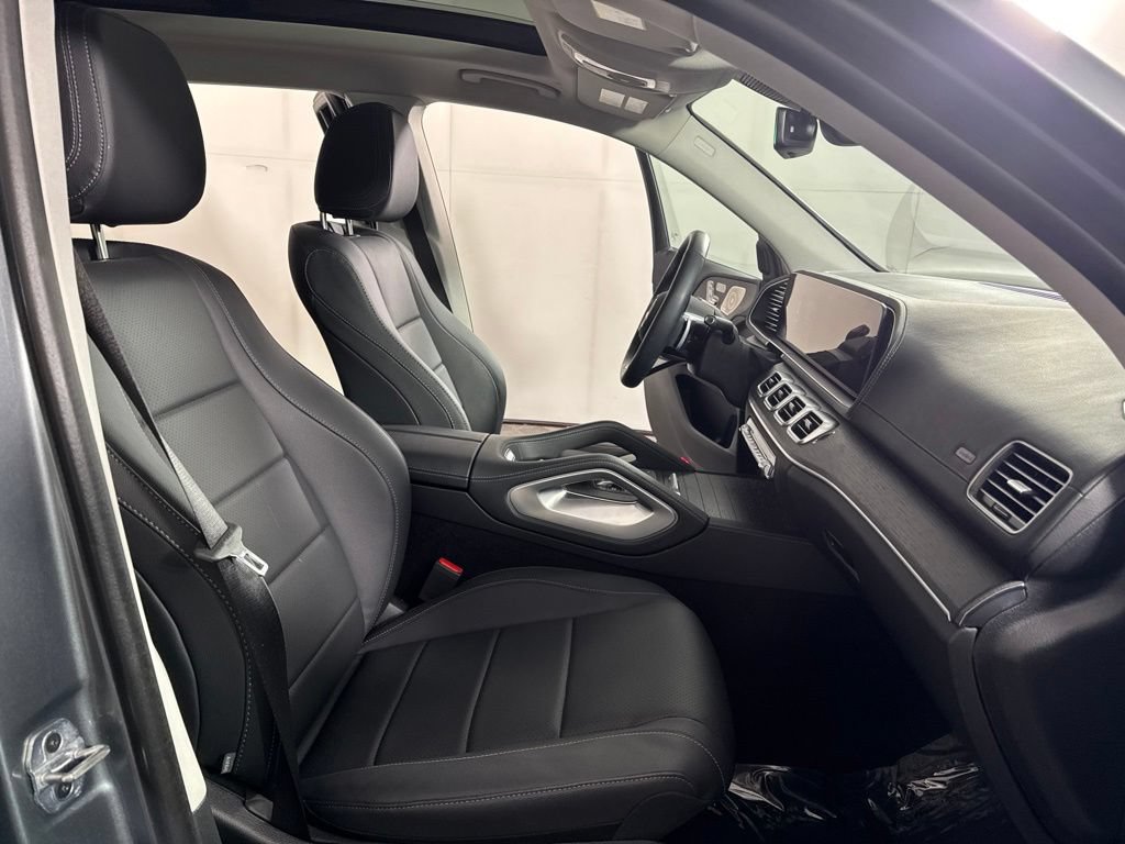 Certified 2026 Mercedes-Benz GLS 450 4MATIC image 20