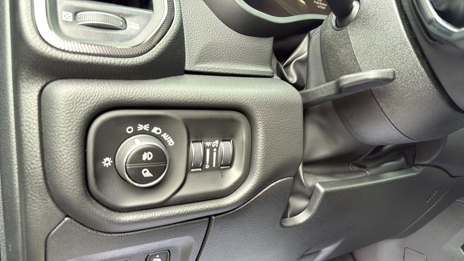 Used 2026 RAM 1500 RHO w/ Bed Utility Group image 18