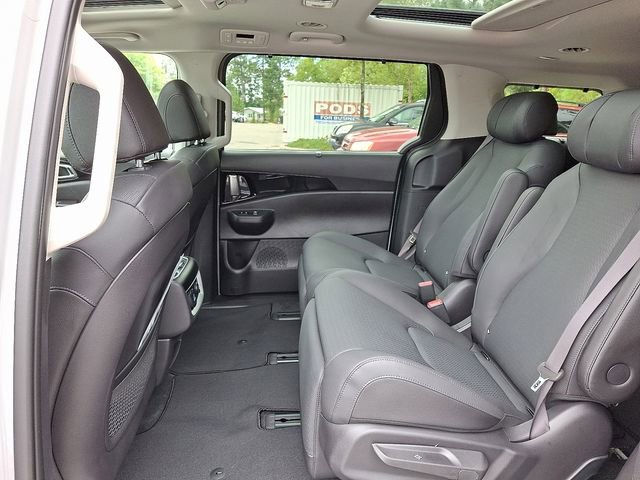 New 2026 Kia Carnival SX Prestige FWD image 9