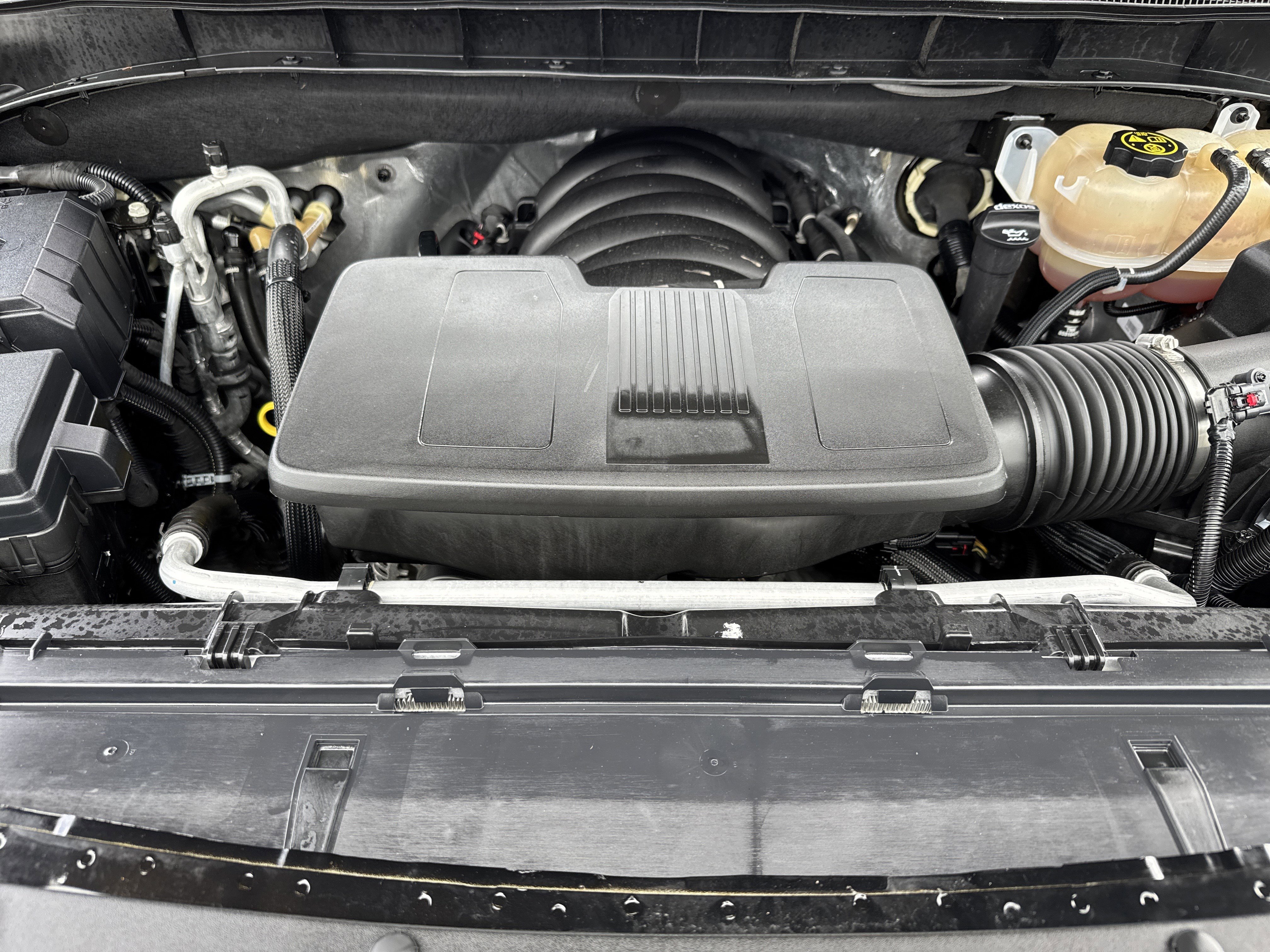 Used 2023 Chevrolet Tahoe High Country w/ Advanced Technology Package AWD/4WD image 31