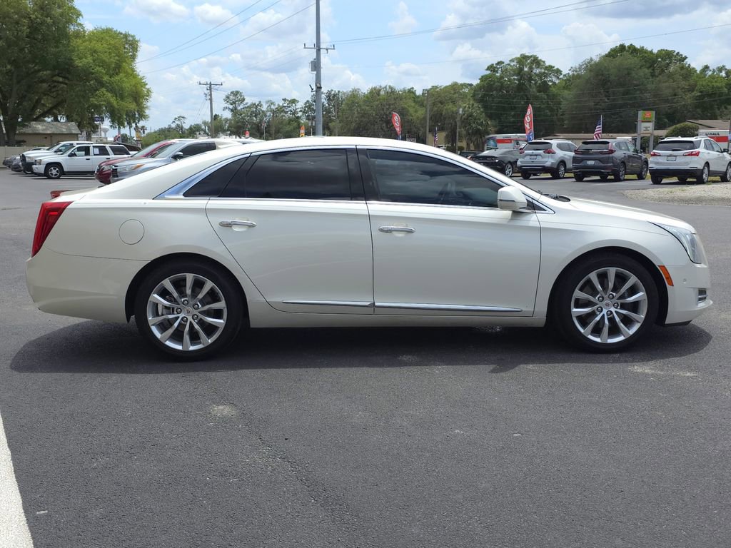 Used 2015 Cadillac XTS Luxury w/ Driver Awareness Package FWD image 4