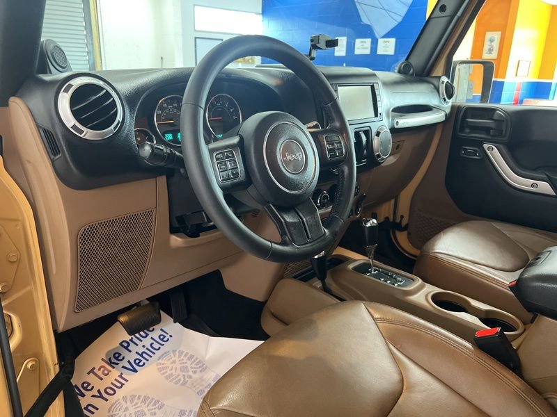 Used 2013 Jeep Wrangler Sahara w/ Dual Top Group image 15