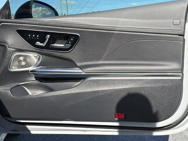 Used 2024 Mercedes-Benz CLE 450 4MATIC Cabriolet image 14