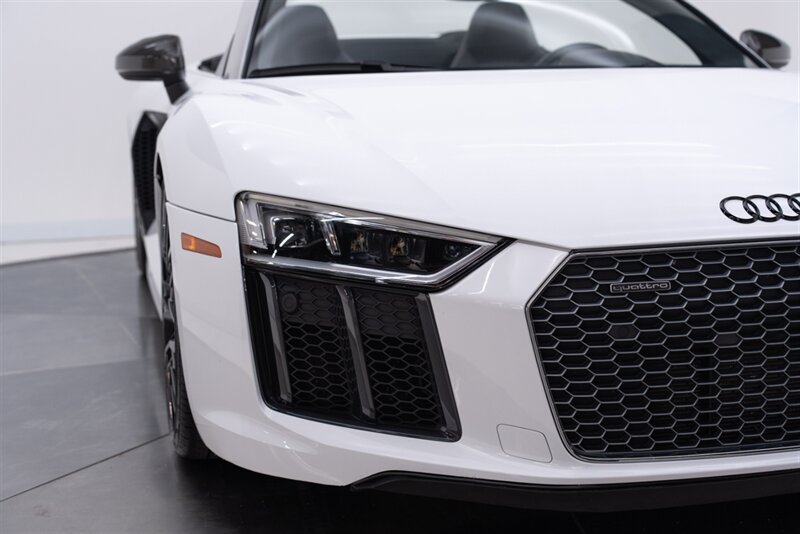 Used 2017 Audi R8 V10 AWD/4WD image 20