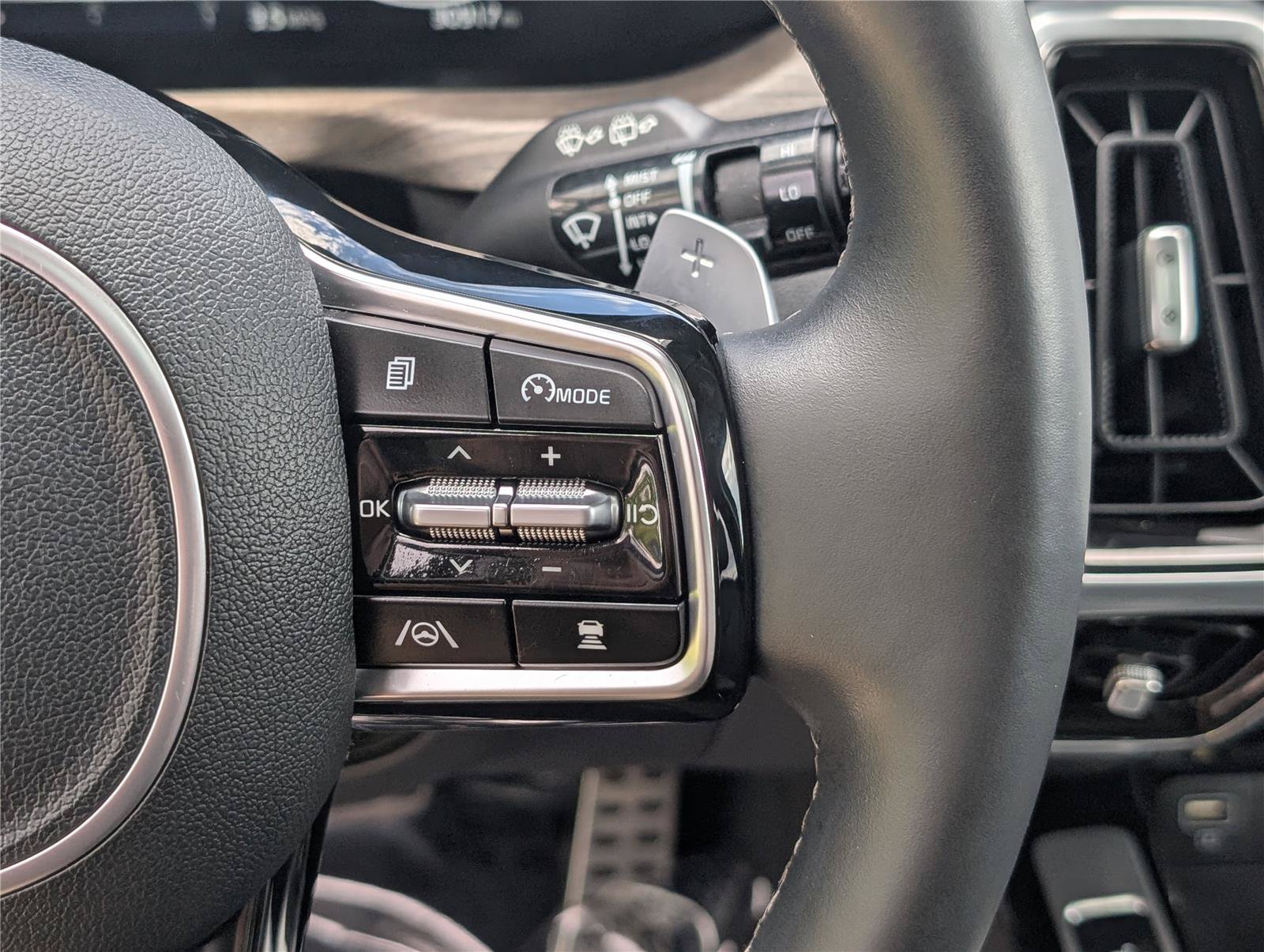 Used 2022 Kia Sorento SX Prestige AWD/4WD image 28