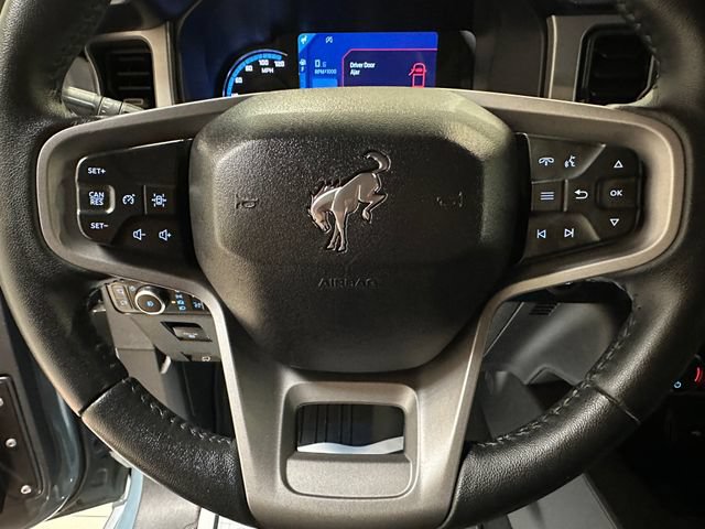 Used 2023 Ford Bronco Outer Banks AWD/4WD image 10