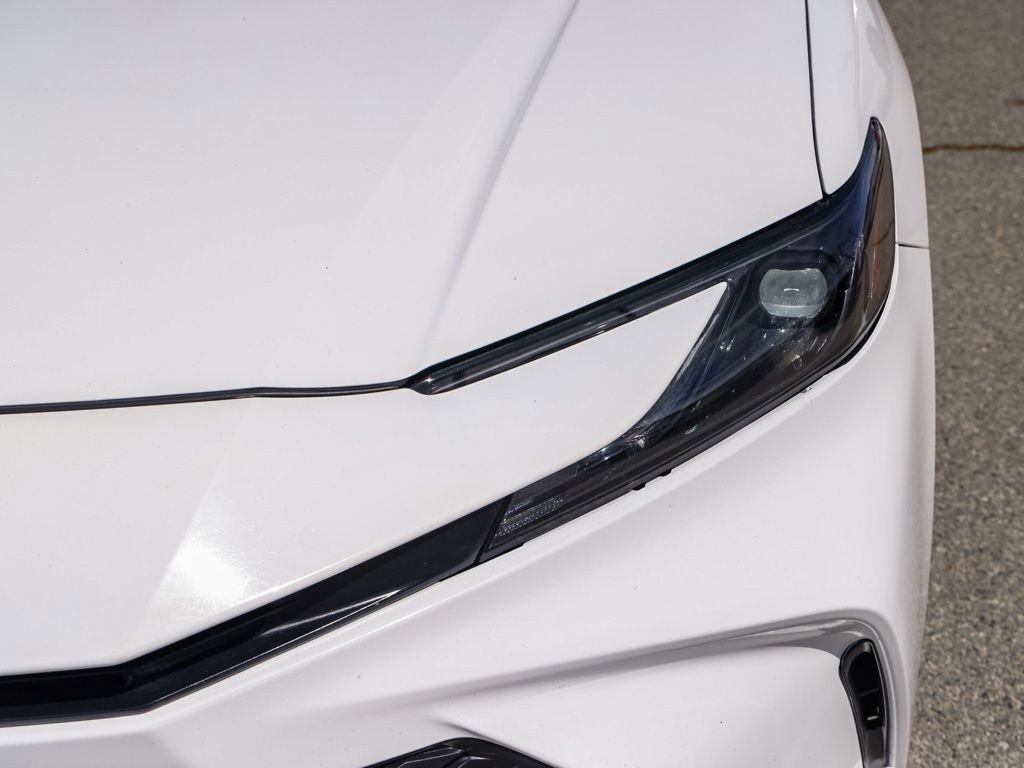 Used 2025 Toyota Camry LE image 10