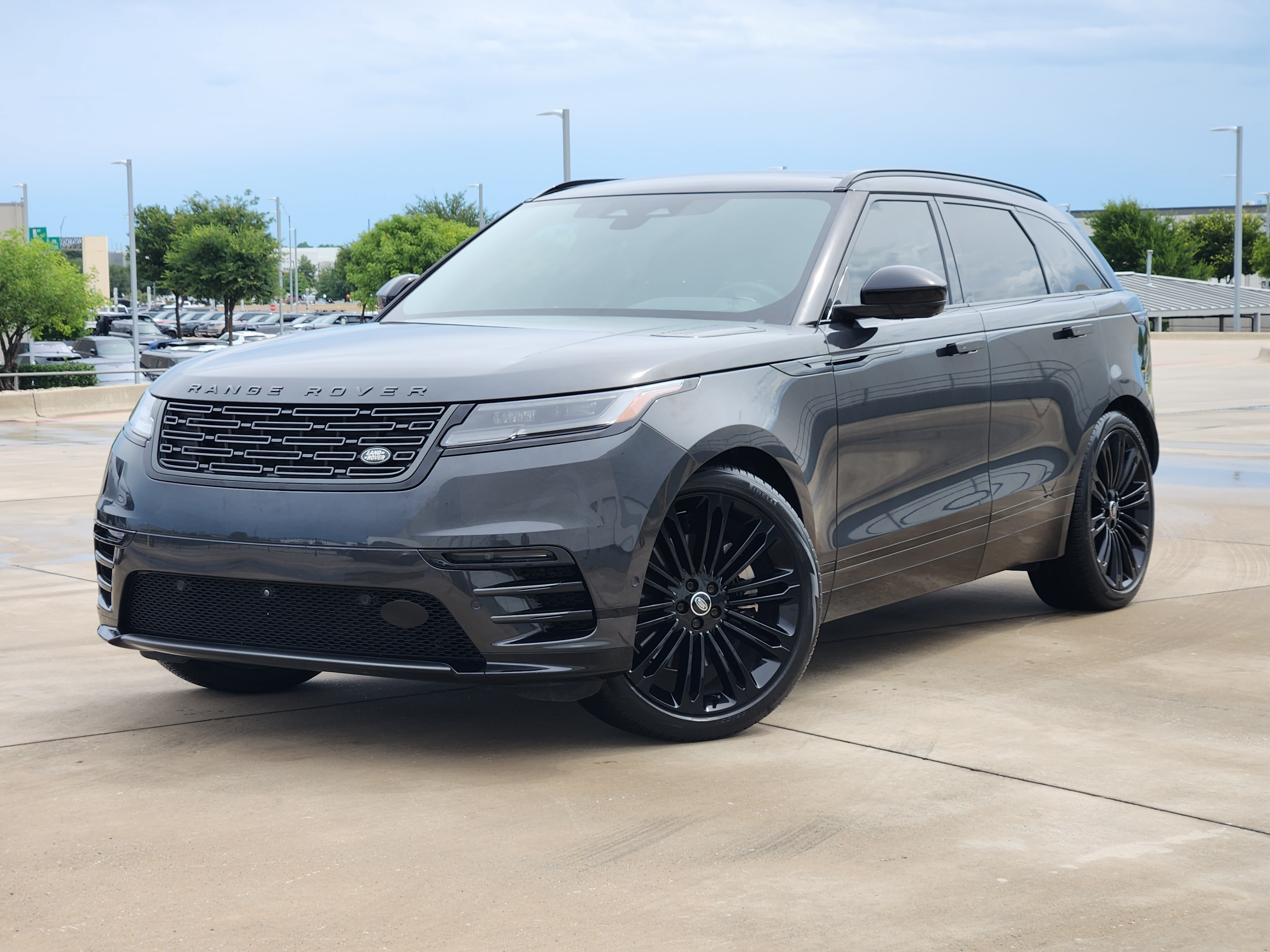 Certified 2026 Land Rover Range Rover Velar Dynamic SE AWD/4WD image 1