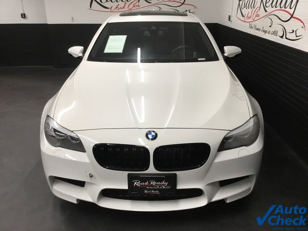 Used 2013 BMW M5 RWD image 4