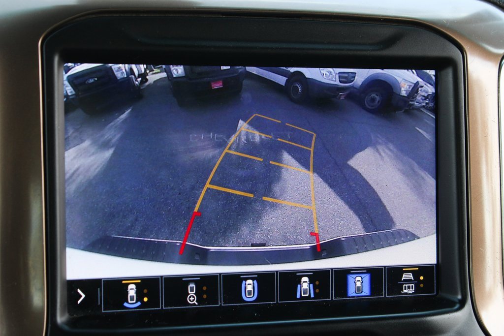 Used 2020 Chevrolet Silverado 3500 High Country w/ Z71 Off-Road Package image 36