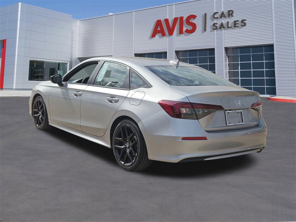 Used 2025 Honda Civic Sport image 3