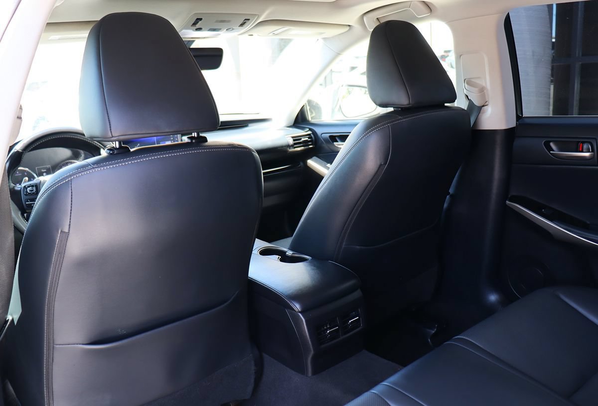 Used 2017 Lexus IS 200t w/ Navigation System Package RWD image 31