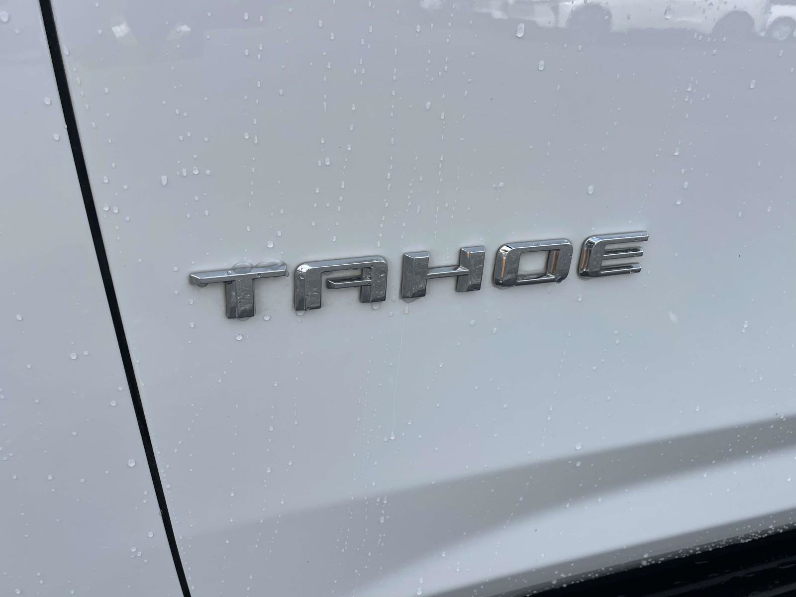 Used 2024 Chevrolet Tahoe LT w/ Luxury Package RWD image 8