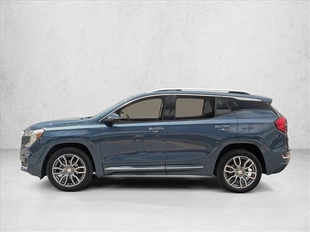 Used 2024 GMC Terrain Denali w/ Denali Premium Package AWD/4WD image 9
