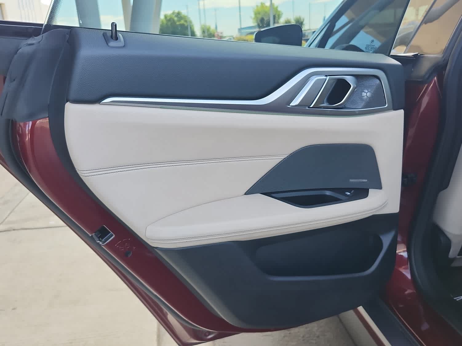 Used 2023 BMW i4 eDrive40 w/ Premium Package RWD image 14