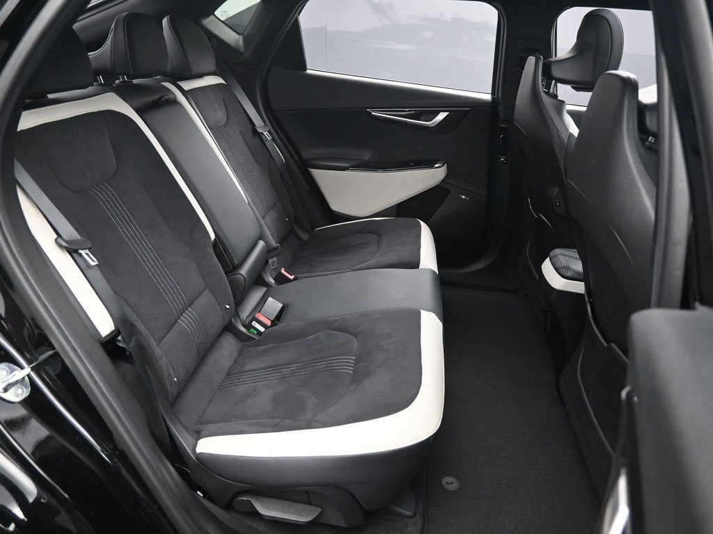 Used 2024 Kia EV6 GT-Line image 37
