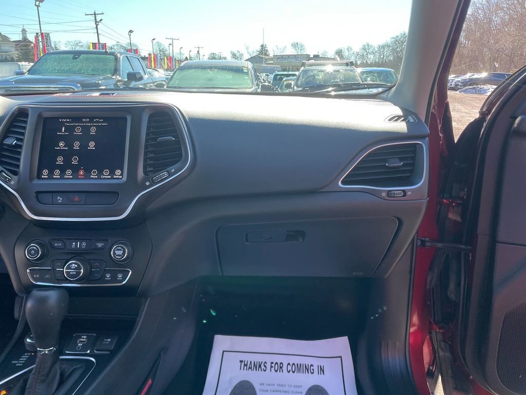 Used 2019 Jeep Cherokee Trailhawk image 28