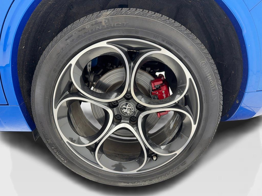 Used 2023 Alfa Romeo Stelvio Veloce image 49