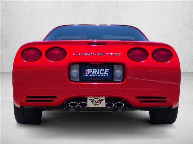 Used 2004 Chevrolet Corvette Coupe w/ Preferred Equipment Group RWD image 7