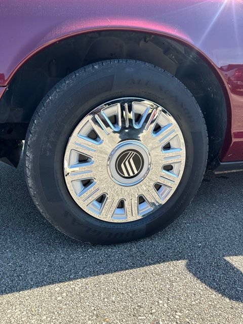 Used 2006 Mercury Grand Marquis GS RWD image 10