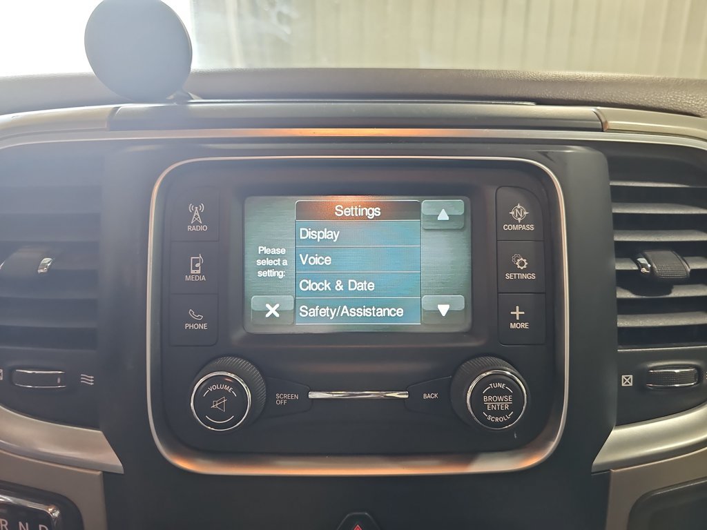 Used 2015 RAM 1500 Big Horn RWD image 22