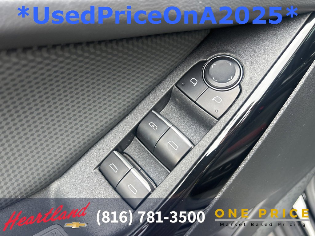 Used 2025 Chevrolet Equinox RS image 20