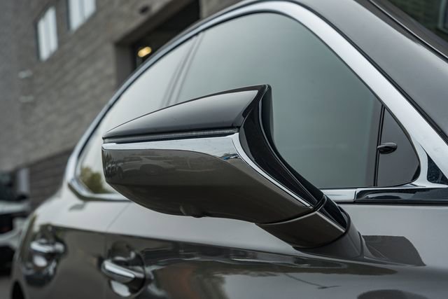 Used 2020 Lexus LS 500 AWD w/ Interior Upgrade Package image 18