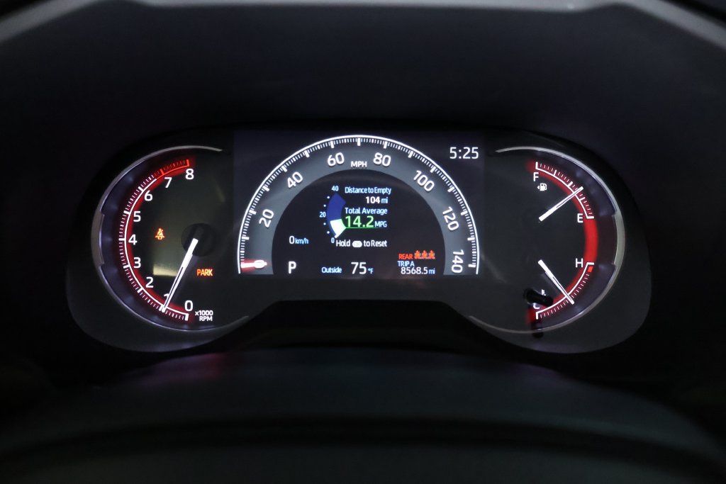 Used 2025 Toyota RAV4 LE AWD/4WD image 20