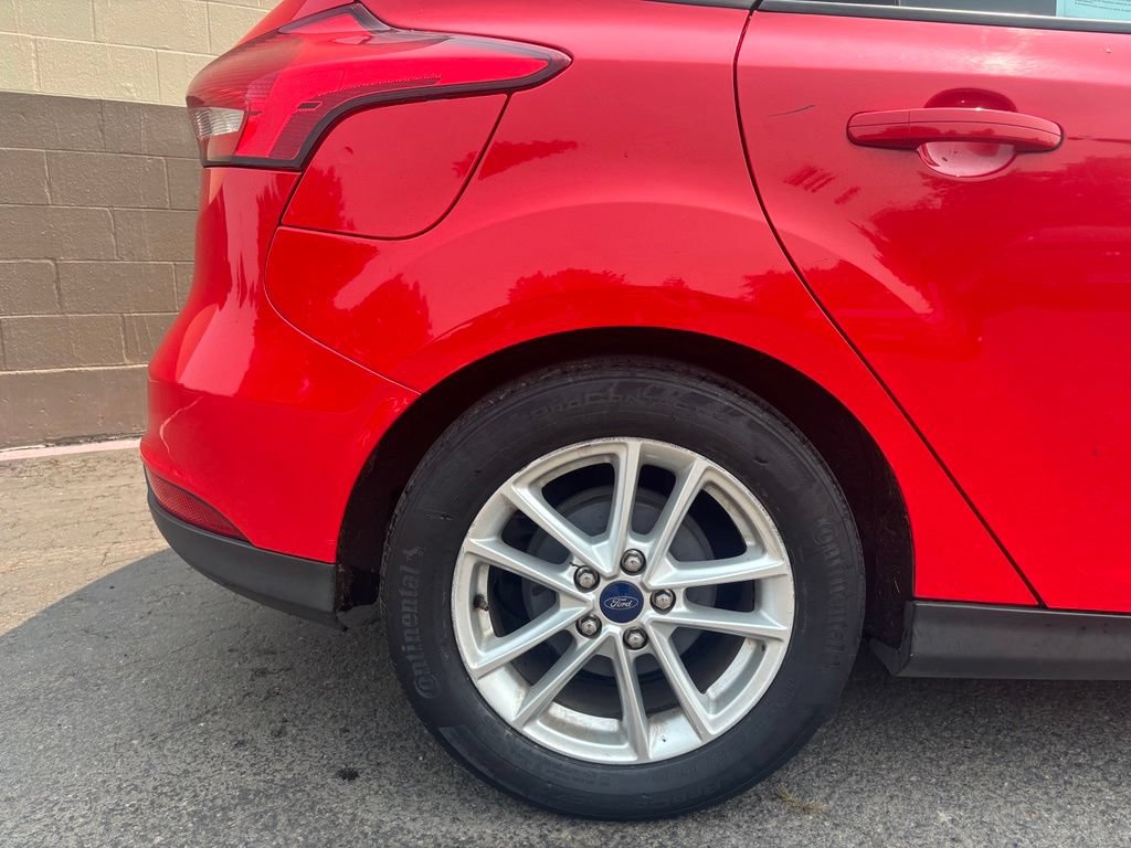 Used 2016 Ford Focus SE FWD image 4