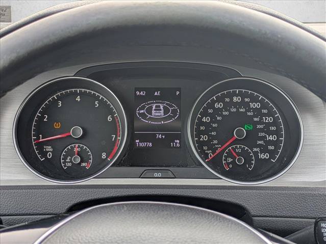 Used 2017 Volkswagen Golf S FWD image 11
