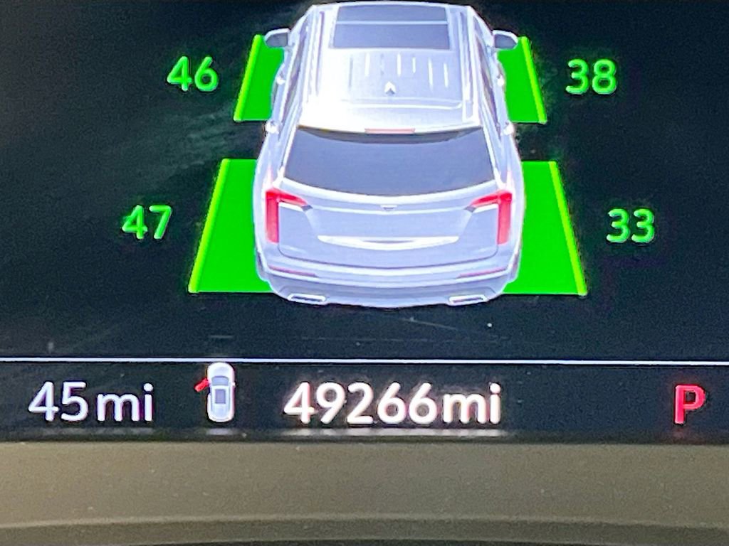 Used 2022 Cadillac XT6 Sport w/ Platinum Package image 12