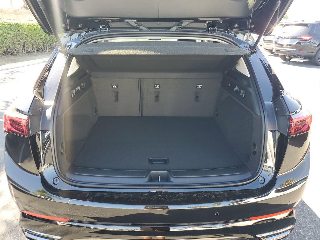 New 2026 Buick Envision Sport Touring image 7