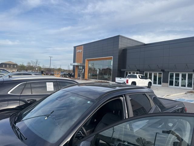 Used 2024 Hyundai Santa Cruz Night image 12