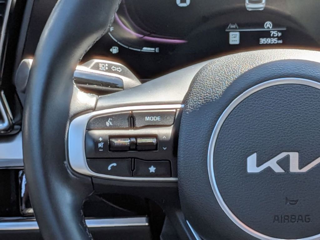 Used 2024 Kia Sportage EX image 19