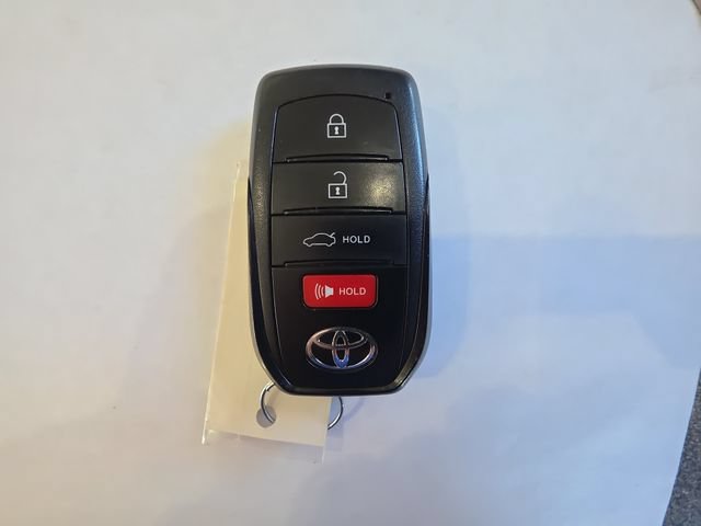 Used 2023 Toyota Crown Platinum AWD/4WD image 32