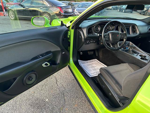 Used 2015 Dodge Challenger R/T w/ Quick Order Package 28B R/T image 11