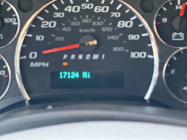Used 2023 Chevrolet Express 2500 LS w/ Driver Convenience Package RWD image 17
