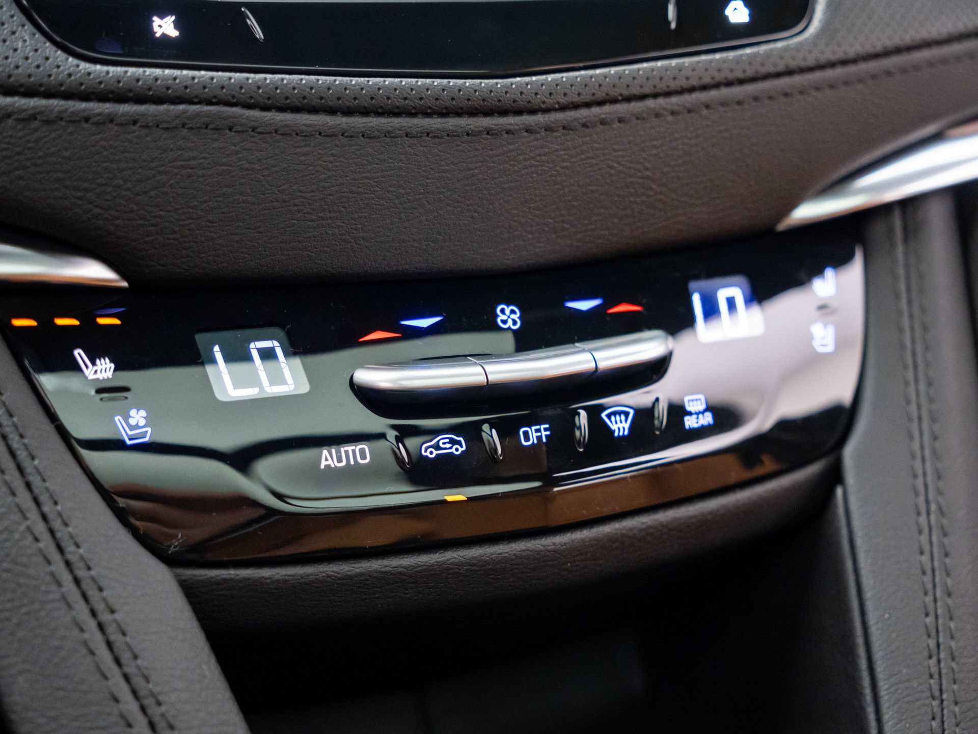 New 2026 Cadillac XT5 Premium Luxury w/ Driver Assist Package AWD/4WD image 26
