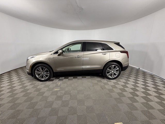 Used 2022 Cadillac XT5 Premium Luxury w/ LPO, Floor Liner Package image 27