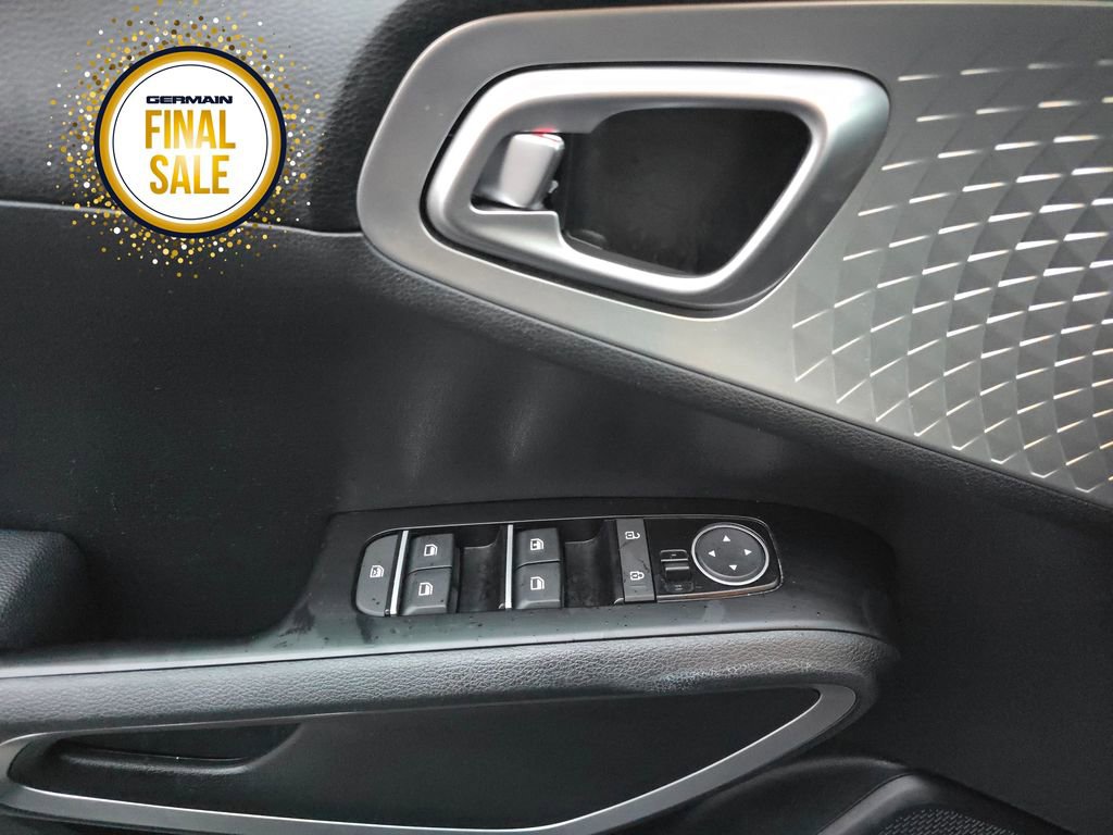 Certified 2024 Kia Soul LX w/ Option Group 015 image 23