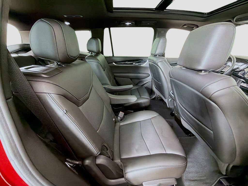 Used 2023 Cadillac XT6 Premium Luxury image 28