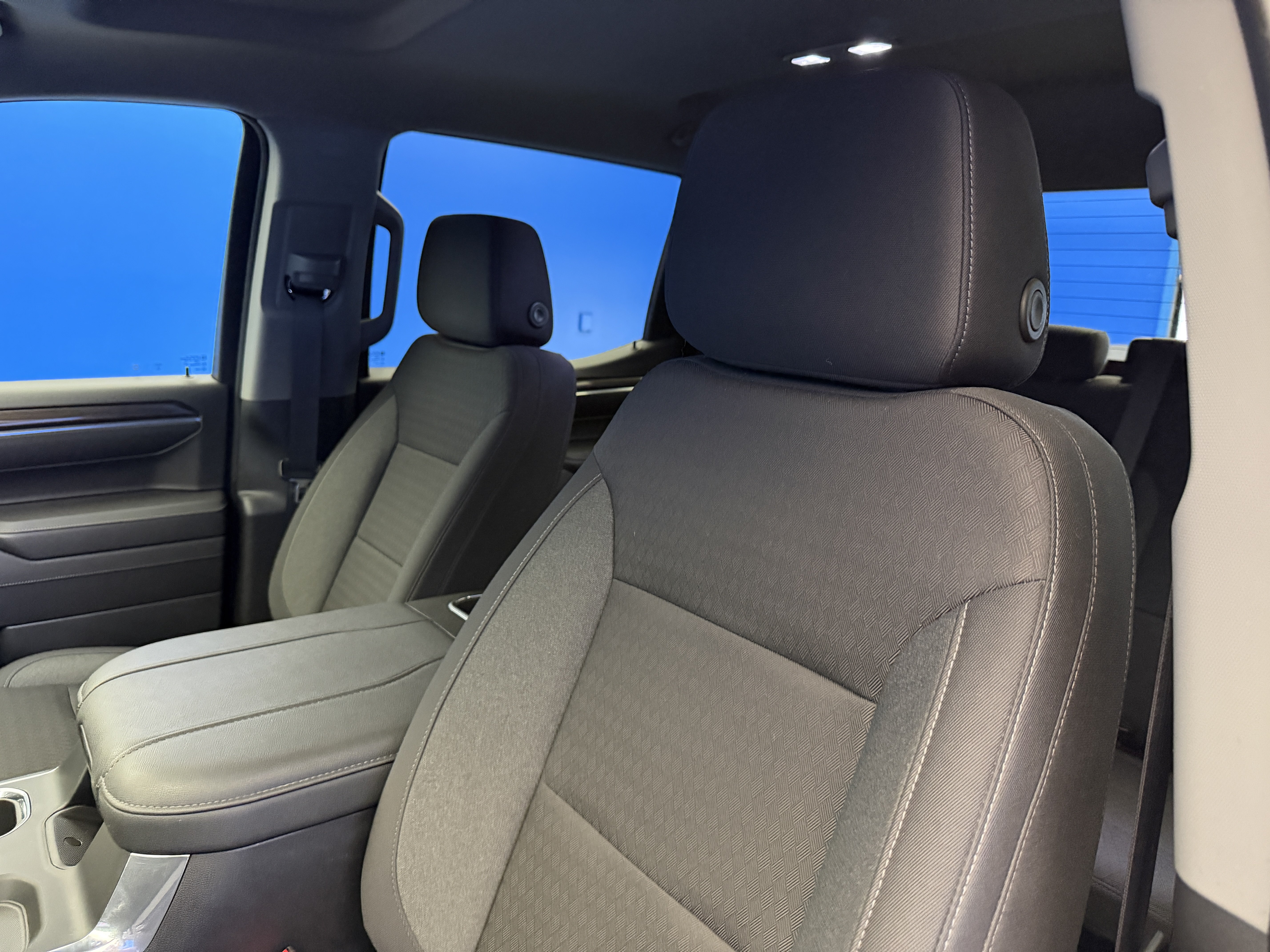 Used 2023 Chevrolet Silverado 1500 RST AWD/4WD image 13
