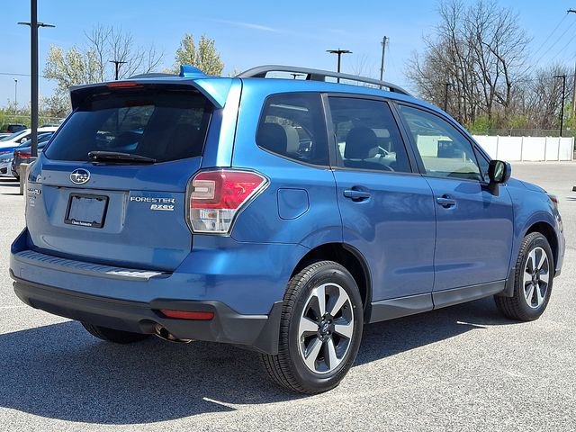 Used 2017 Subaru Forester 2.5i Premium image 9